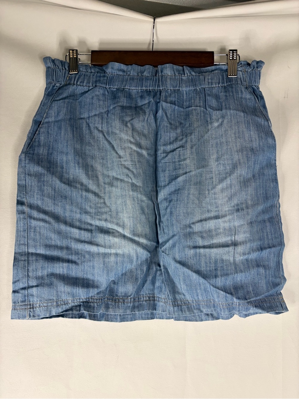 Light Blue Chambray Elastic-Waist Skirt